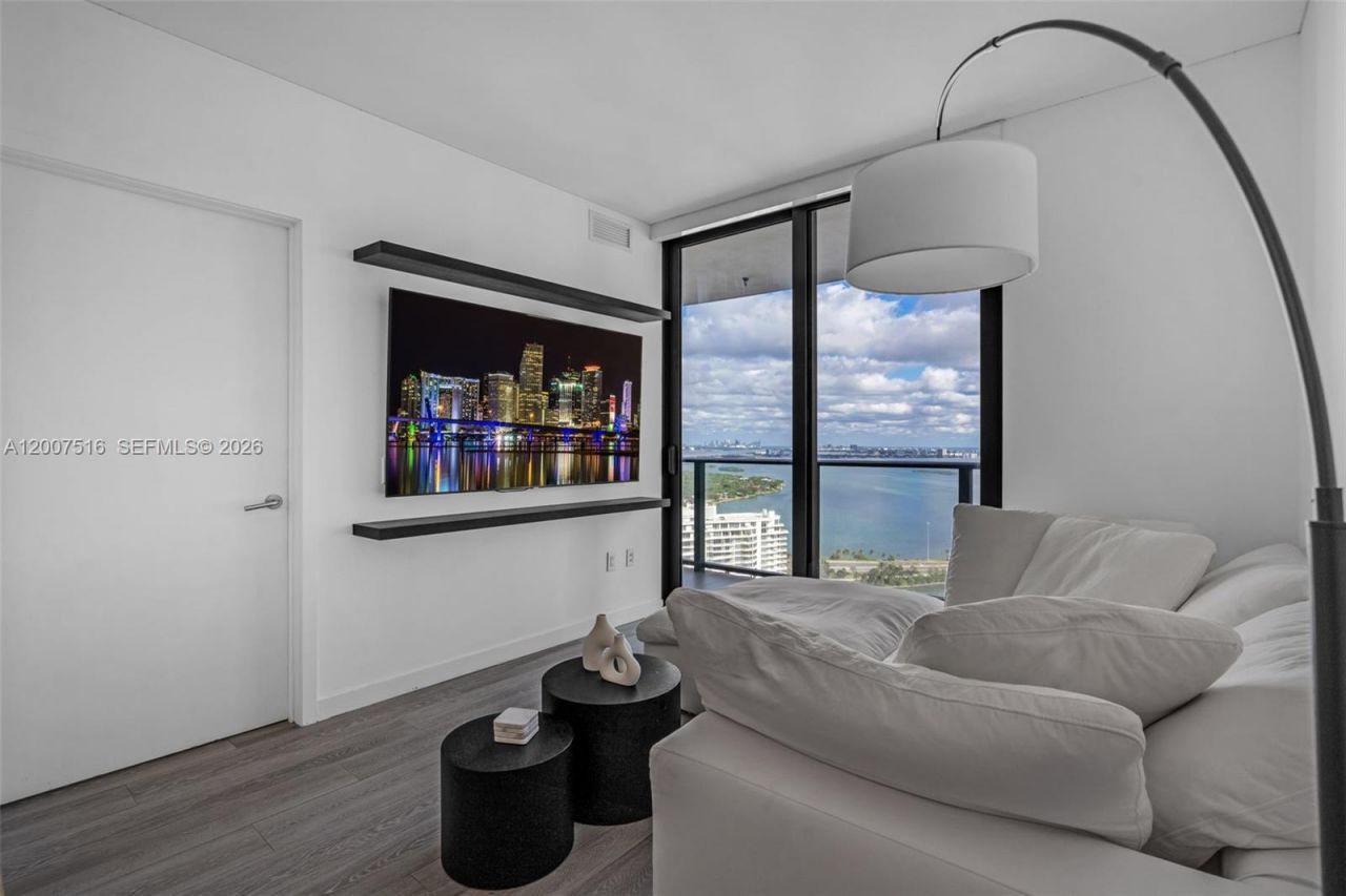 501 NE 31st St , Unit 3704, Miami, FL 33137 Photo