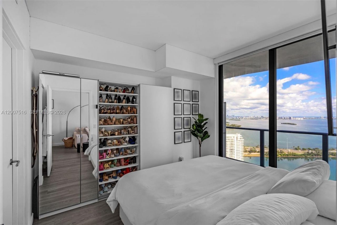 501 NE 31st St , Unit 3704, Miami, FL 33137 Photo