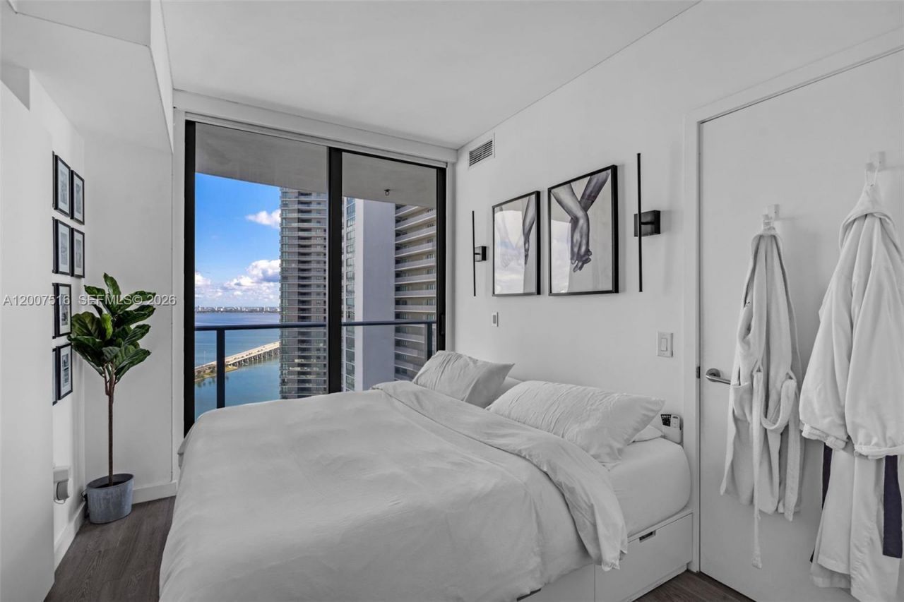 501 NE 31st St , Unit 3704, Miami, FL 33137 Photo