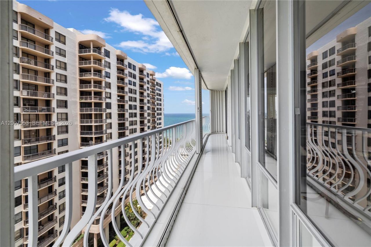 10155 Collins Ave , Unit 1210, Bal Harbour, FL 33154 Photo