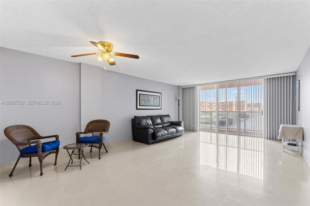 3800 S Ocean Dr, Unit 301, Hollywood, FL 33019 Photo