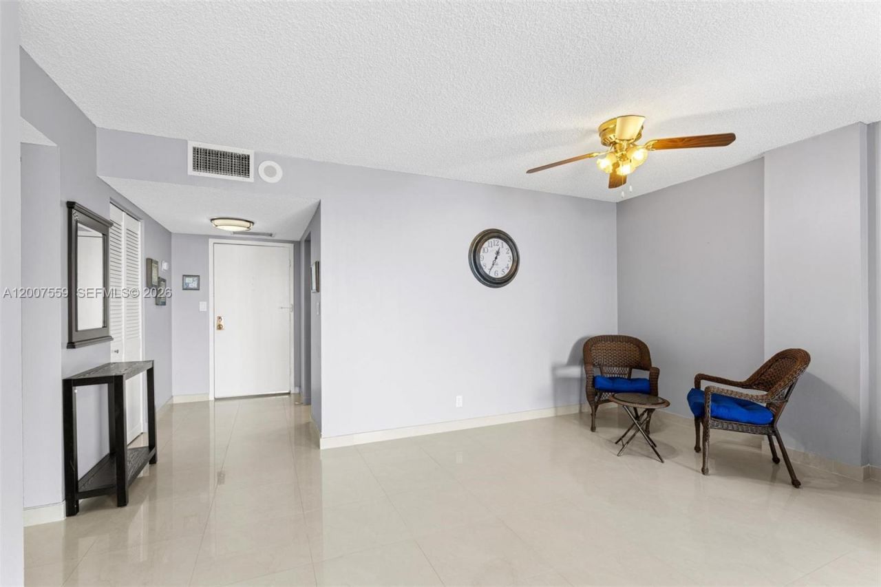 3800 S Ocean Dr, Unit 301, Hollywood, FL 33019 Photo