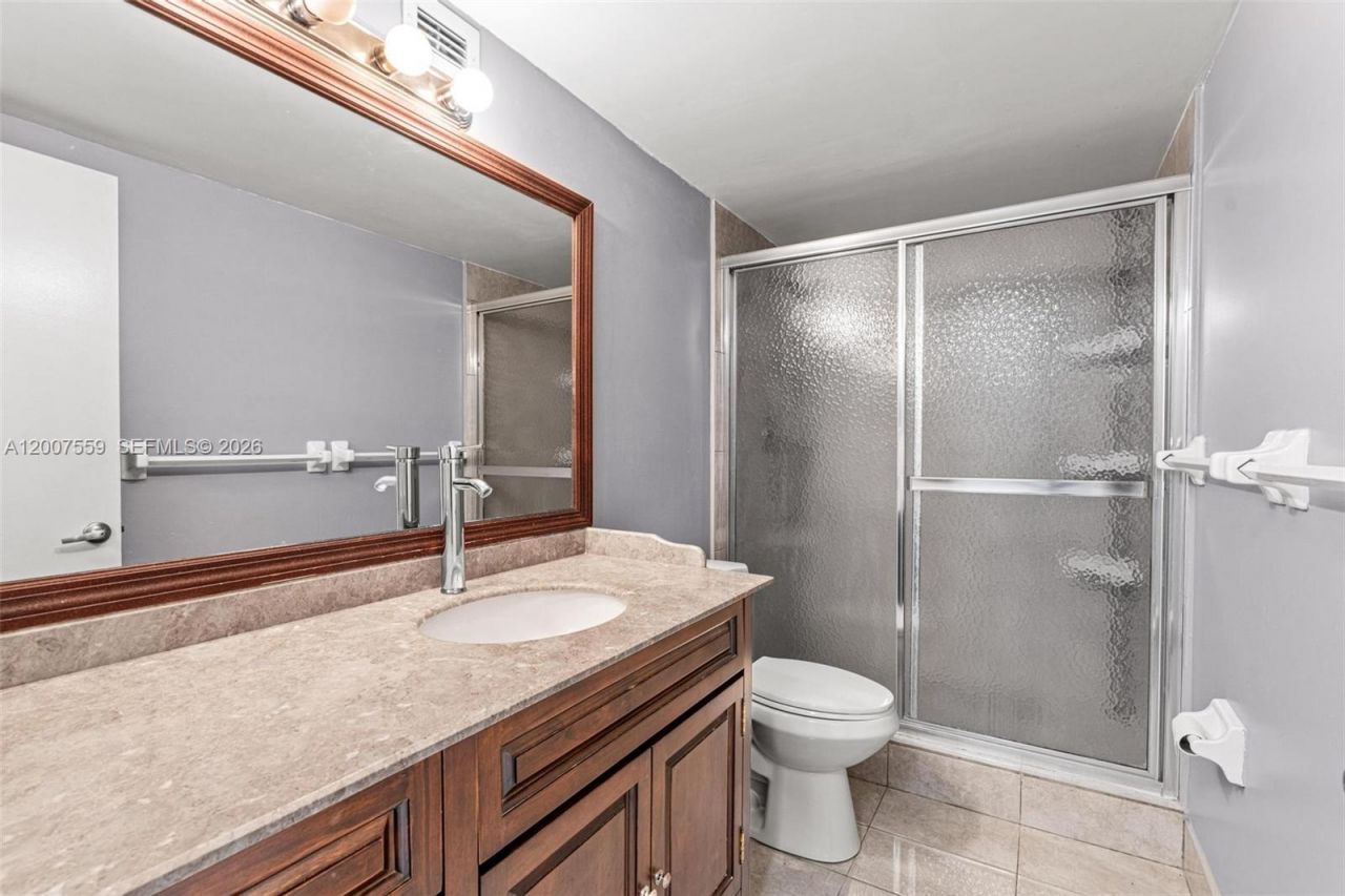 3800 S Ocean Dr, Unit 301, Hollywood, FL 33019 Photo