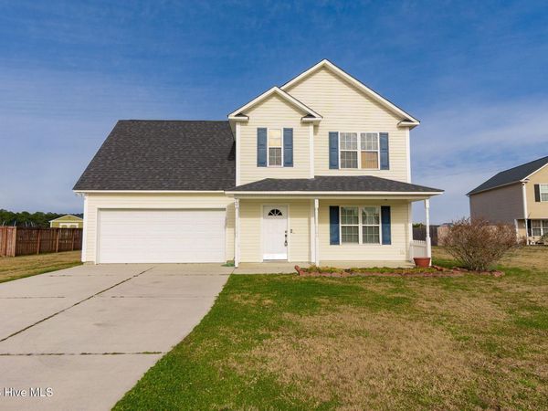 131 Cherry Grove Drive , Richlands, NC 28574