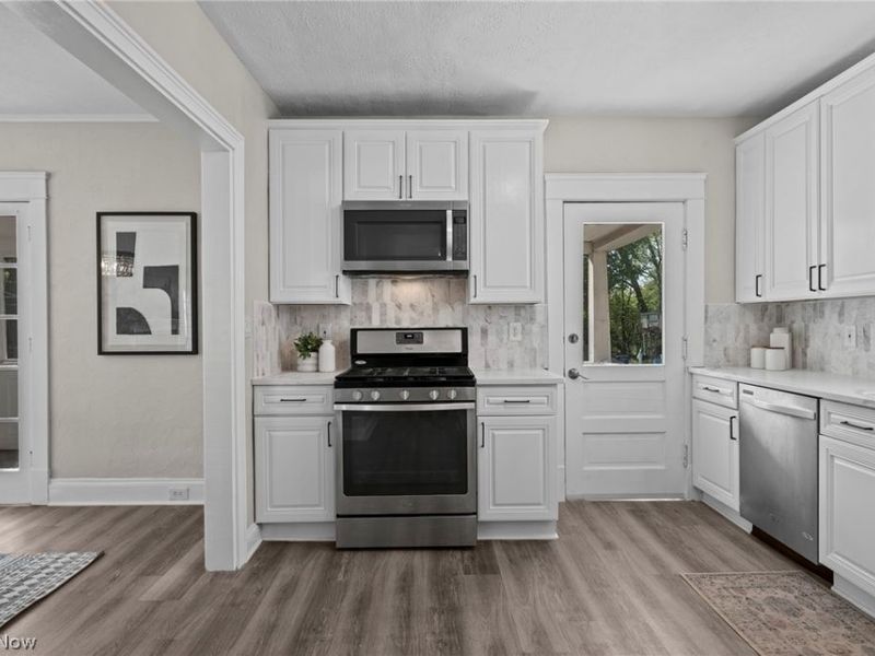 2512 Kingston Road, Cleveland Heights, OH 44118 Photo 10