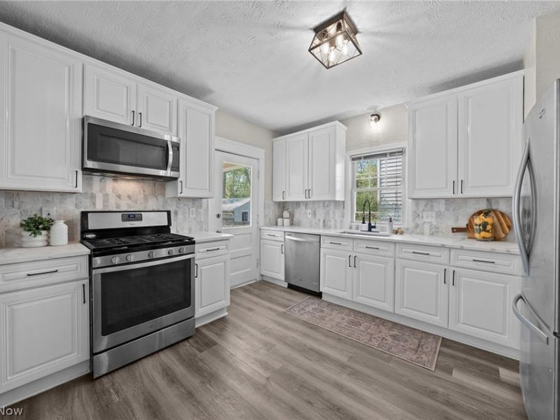 2512 Kingston Road, Cleveland Heights, OH 44118 Photo 9