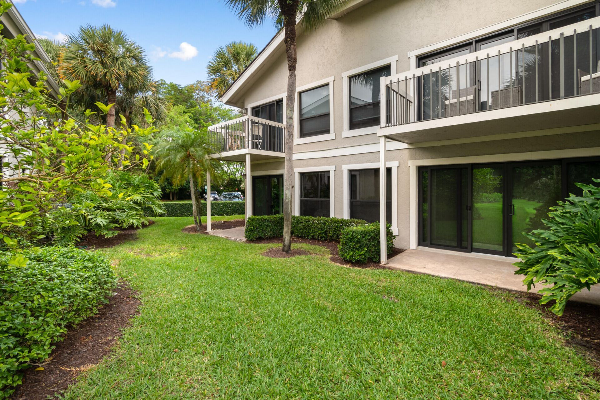 11863 Wimbledon Circle, Unit 438, Wellington, FL 33414 Photo