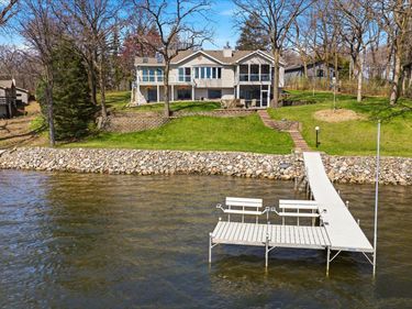 5220 100th Avenue, Clear Lake, MN 55319