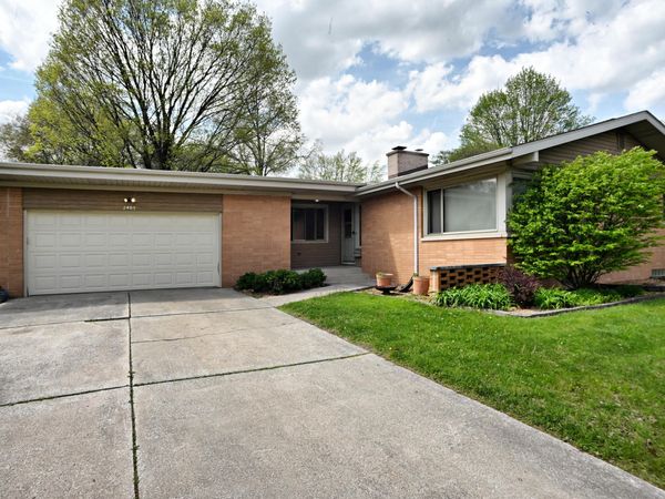 2405 Linden Drive , Valparaiso, IN 46383