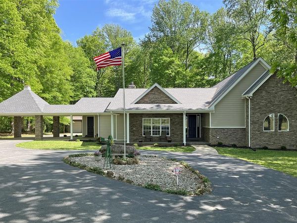 1371 Johns Loop Road, Franklin, KY 42134