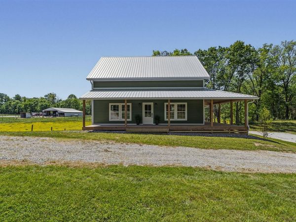 561 M Johnson Road , Smiths Grove, KY 42171