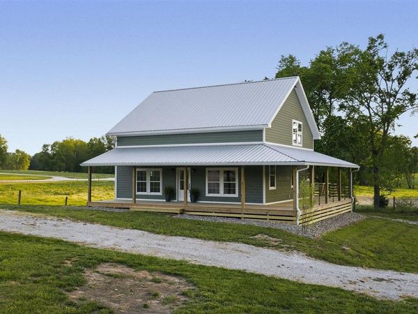 561 M Johnson Road , Smiths Grove, KY 42171
