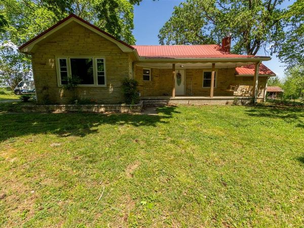 48 Pope Trammel Road , Scottsville, KY 42164