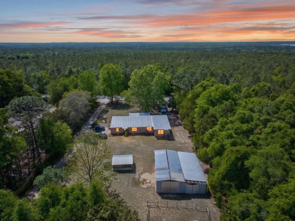 5269 Four Lake Drive, Crestview, FL 32539