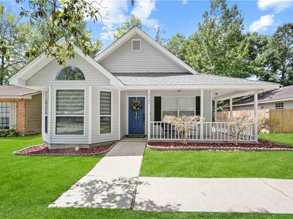 2107 BLUEBIRD Street , Slidell, LA 70460