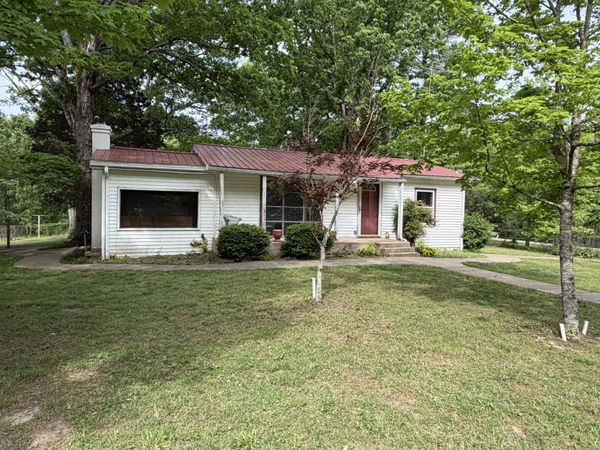 10075 Buckner Ridge Road, Bon Aqua, TN 37025