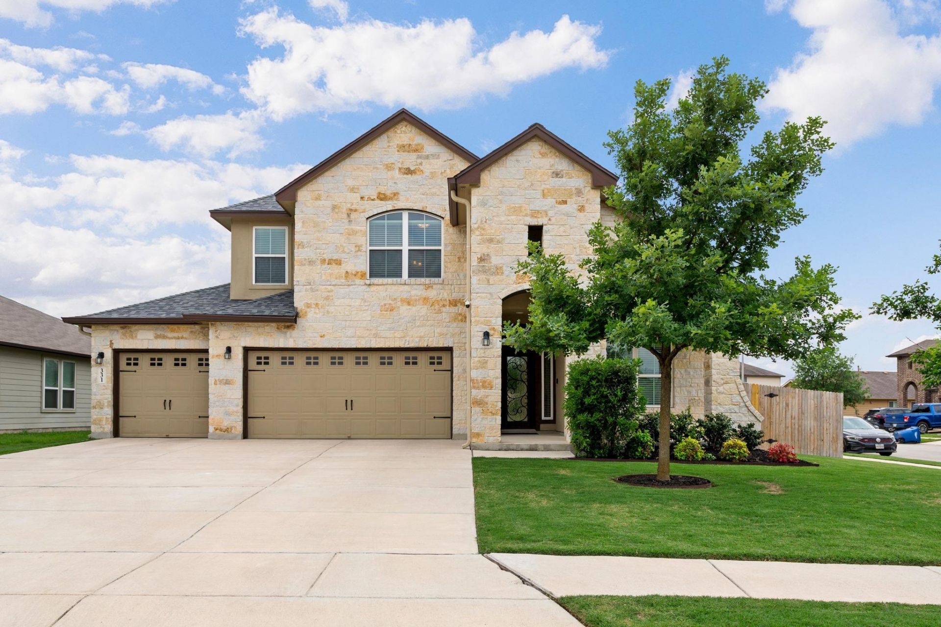 331 Limestone Crk, New Braunfels, TX 78130 Main Photo