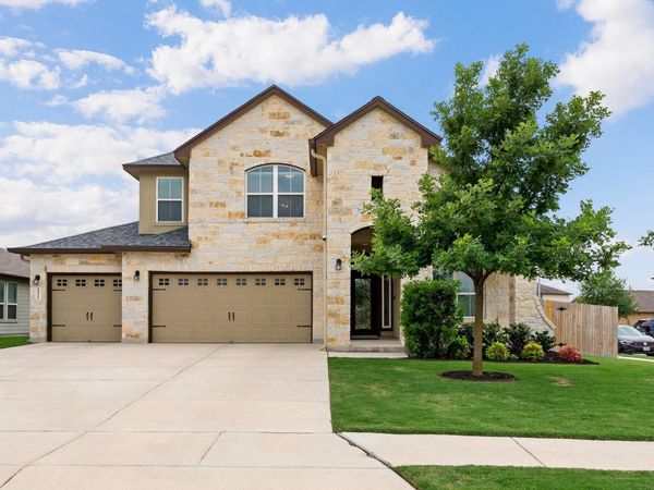 331 Limestone CRK, New Braunfels, TX 78130