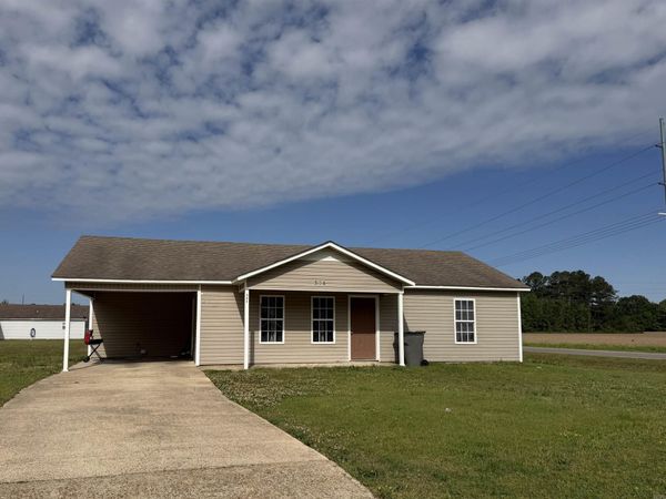 904 N 11th Avenue, Paragould, AR 72450