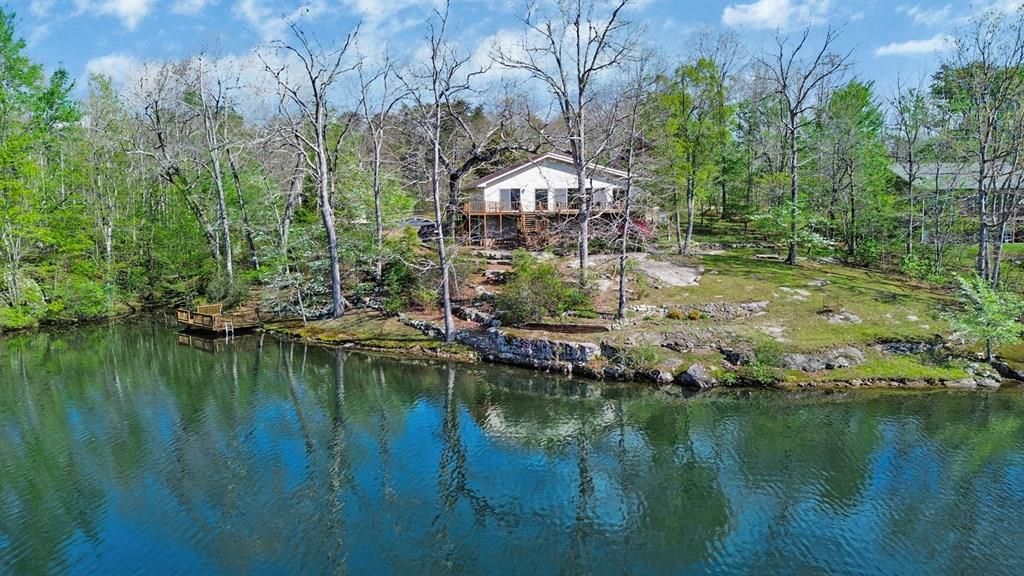 272 Lake Trail, Monterey, TN 38574 Main Photo