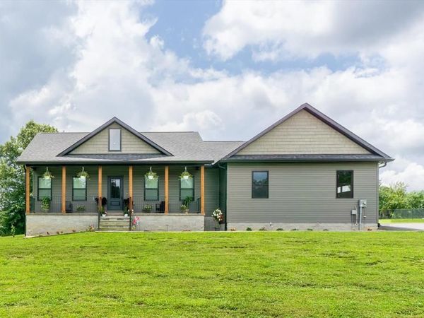 138 138 Perry Creek Dr, Crossville, TN 38572