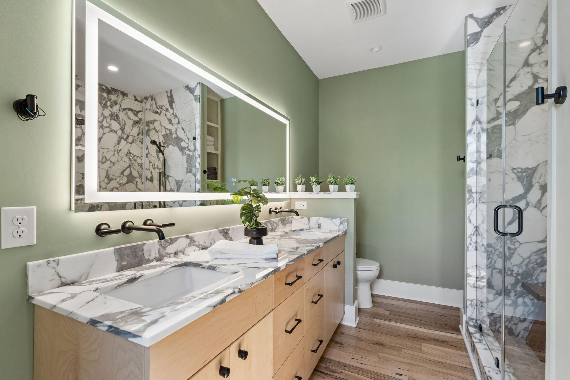 1395 Harbor View Road Photo 15