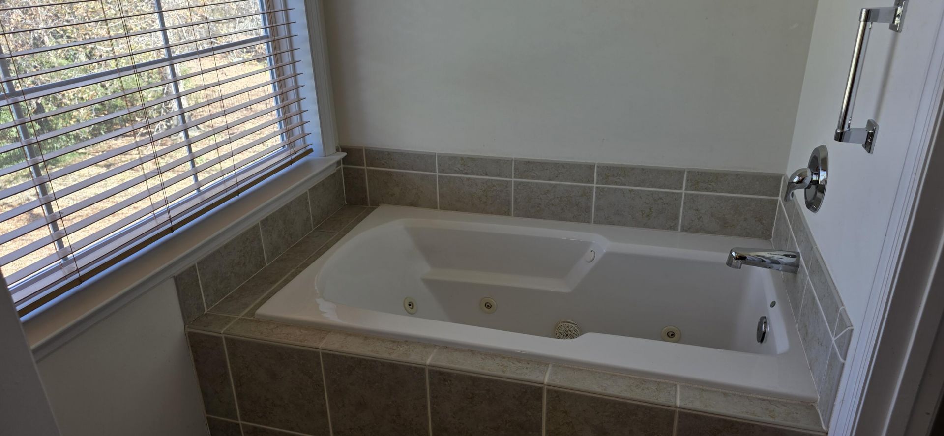 110 Freeport Street Photo 12