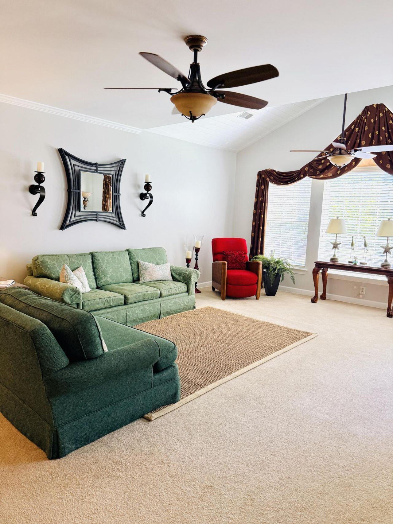 1371 Hopton Circle Photo 4