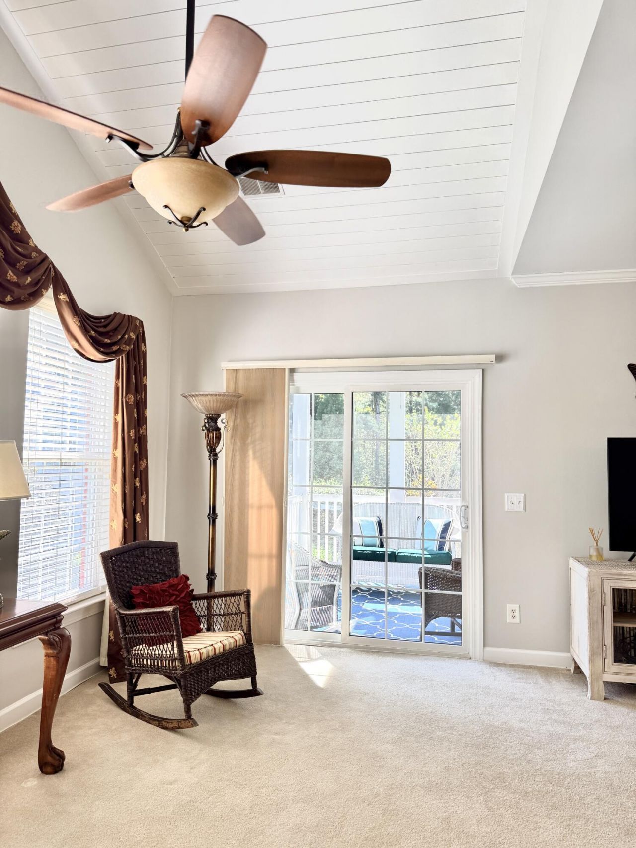 1371 Hopton Circle Photo 5
