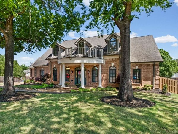 740 SUGARBUSH CV N, Collierville, TN 38017