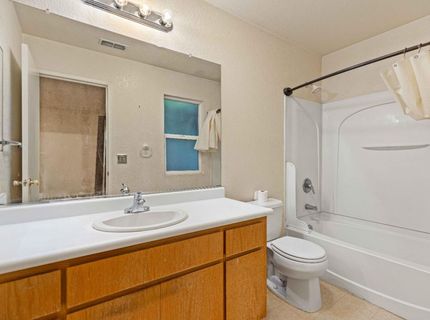 310 W F St, Turlock, CA 95380 Photo