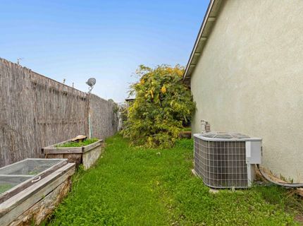 310 W F St, Turlock, CA 95380 Photo