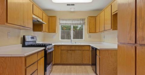 310 W F St, Turlock, CA 95380 Photo