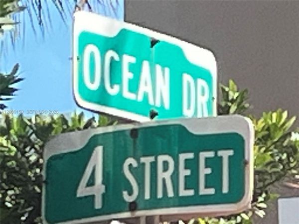 345 Ocean Dr, Unit 303, Miami Beach, FL 33139