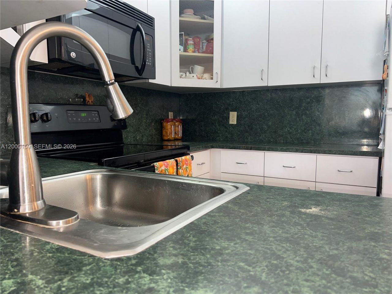 345 Ocean Dr, Unit 303, Miami Beach, FL 33139 Photo