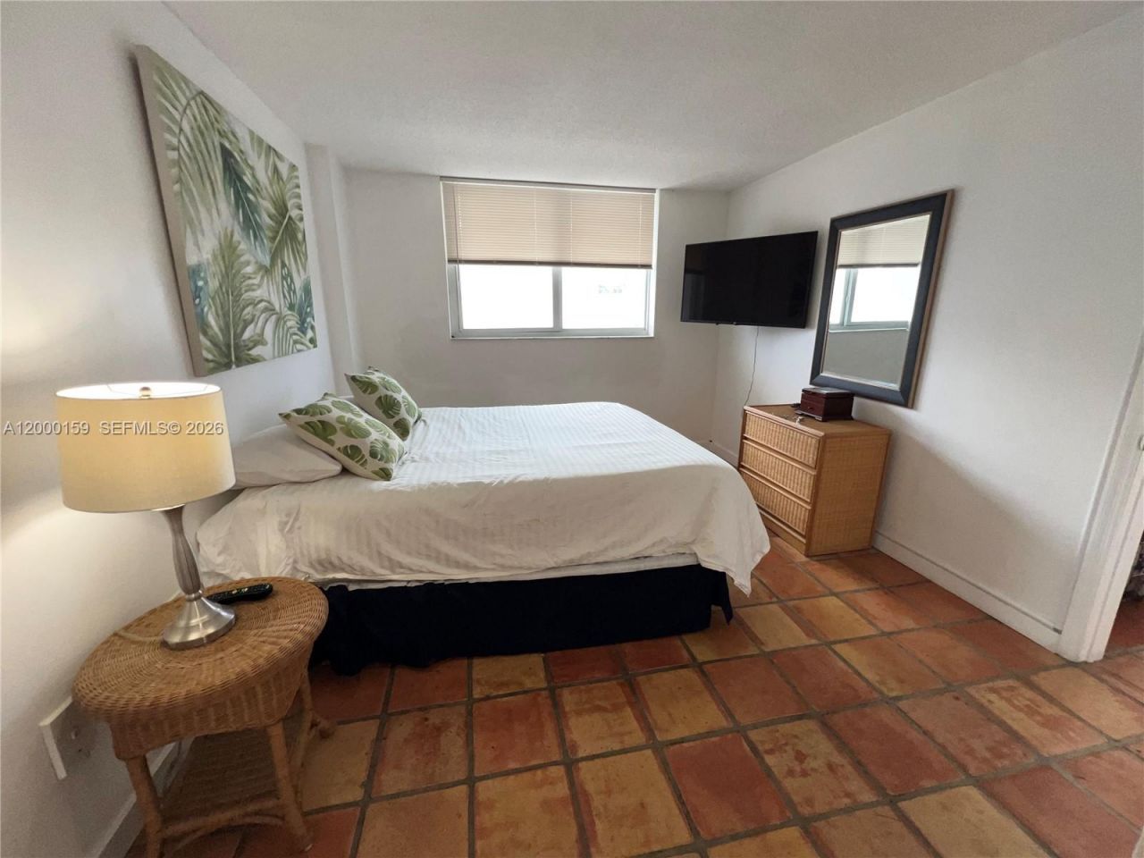 345 Ocean Dr, Unit 303, Miami Beach, FL 33139 Photo