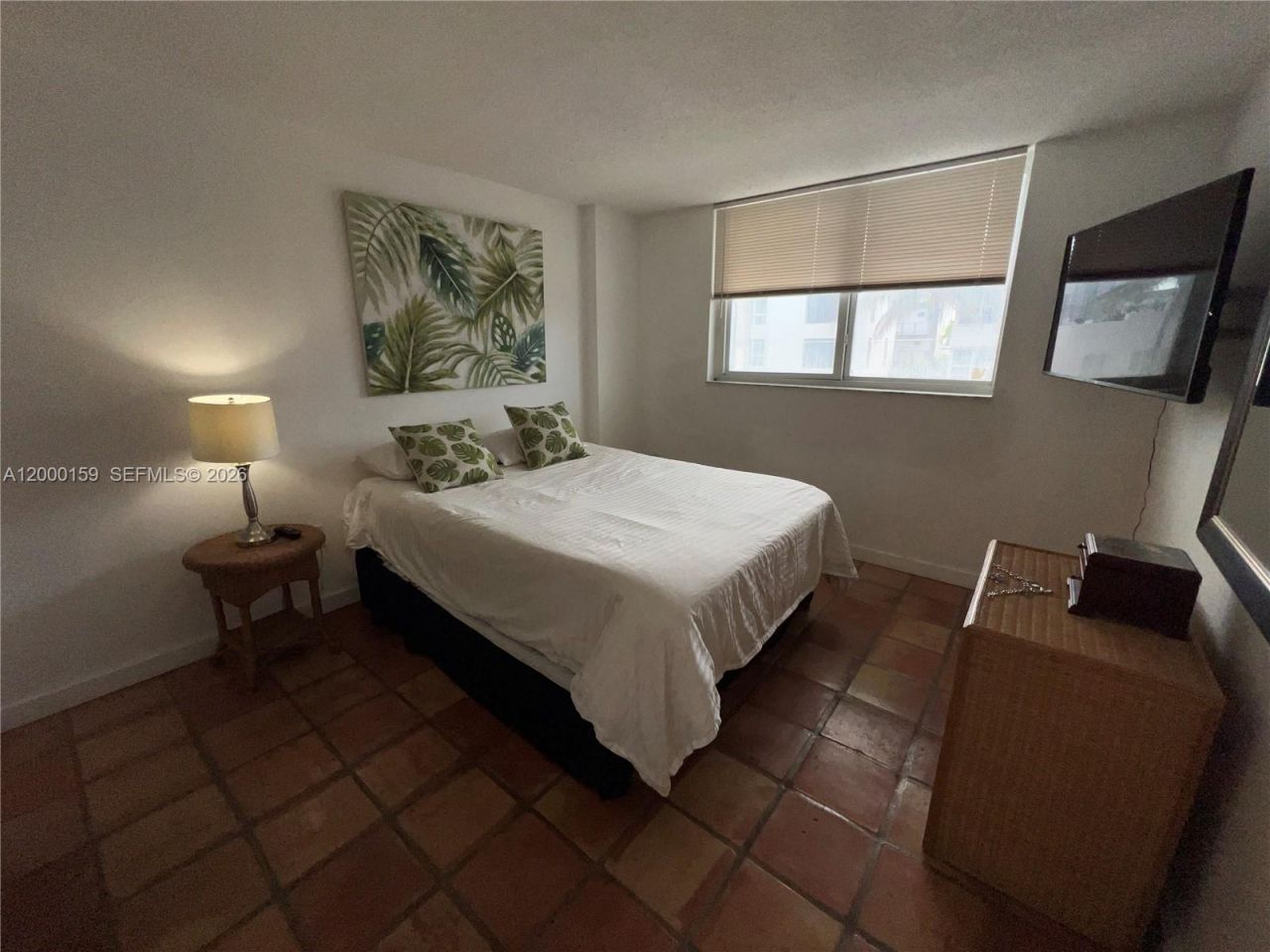 345 Ocean Dr, Unit 303, Miami Beach, FL 33139 Photo