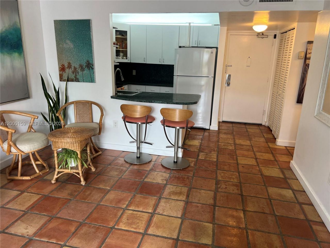 345 Ocean Dr, Unit 303, Miami Beach, FL 33139 Photo
