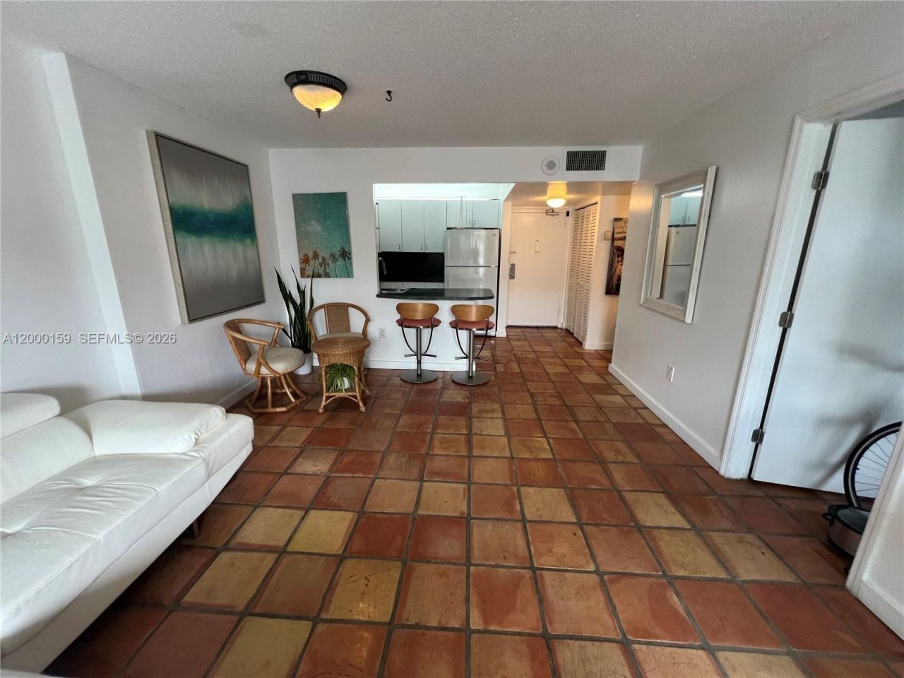 345 Ocean Dr, Unit 303, Miami Beach, FL 33139 Photo