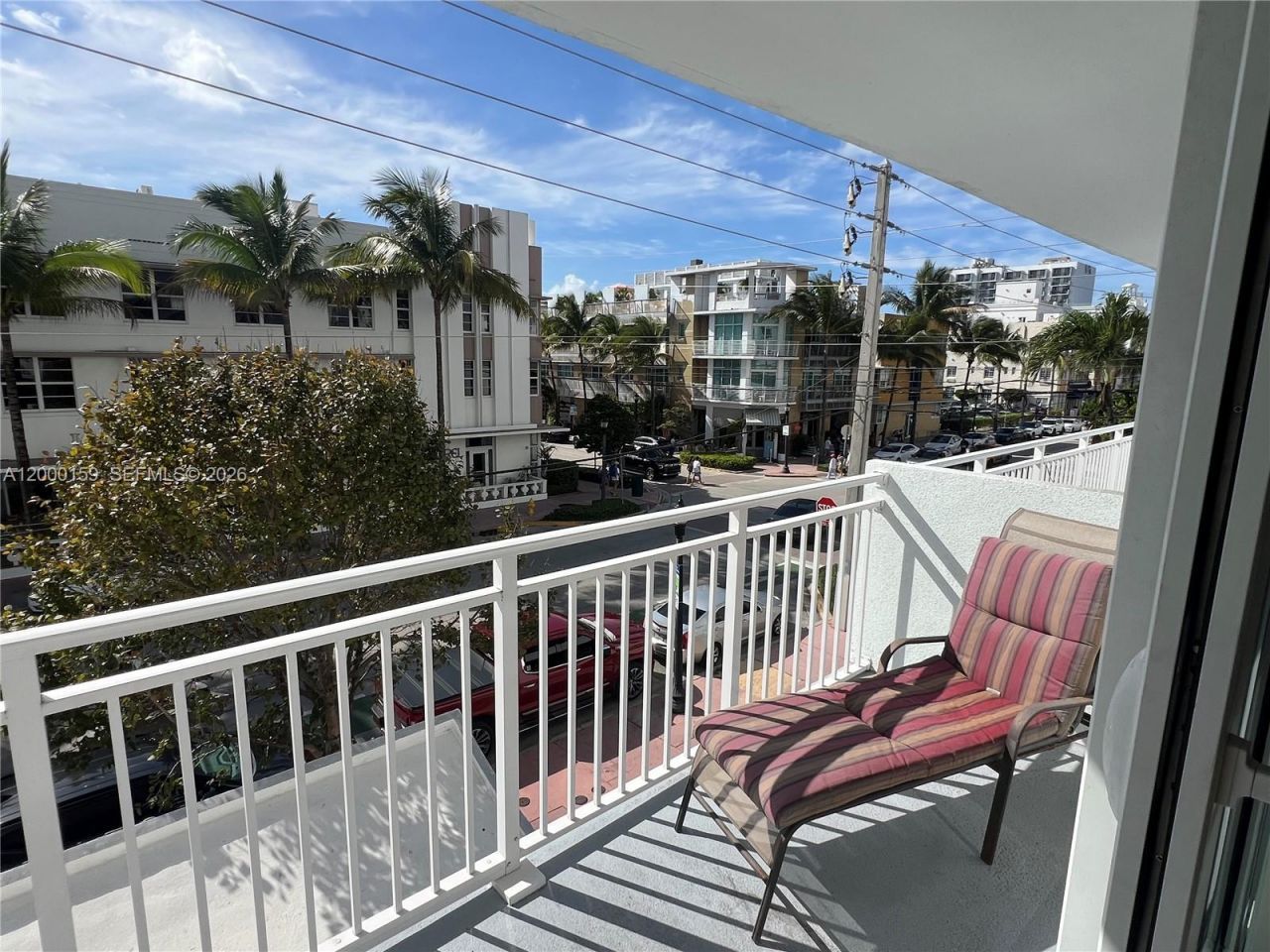 345 Ocean Dr, Unit 303, Miami Beach, FL 33139 Photo