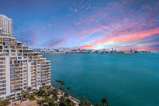 770 Claughton Island Dr , Unit 1905, Miami, FL 33131 Photo