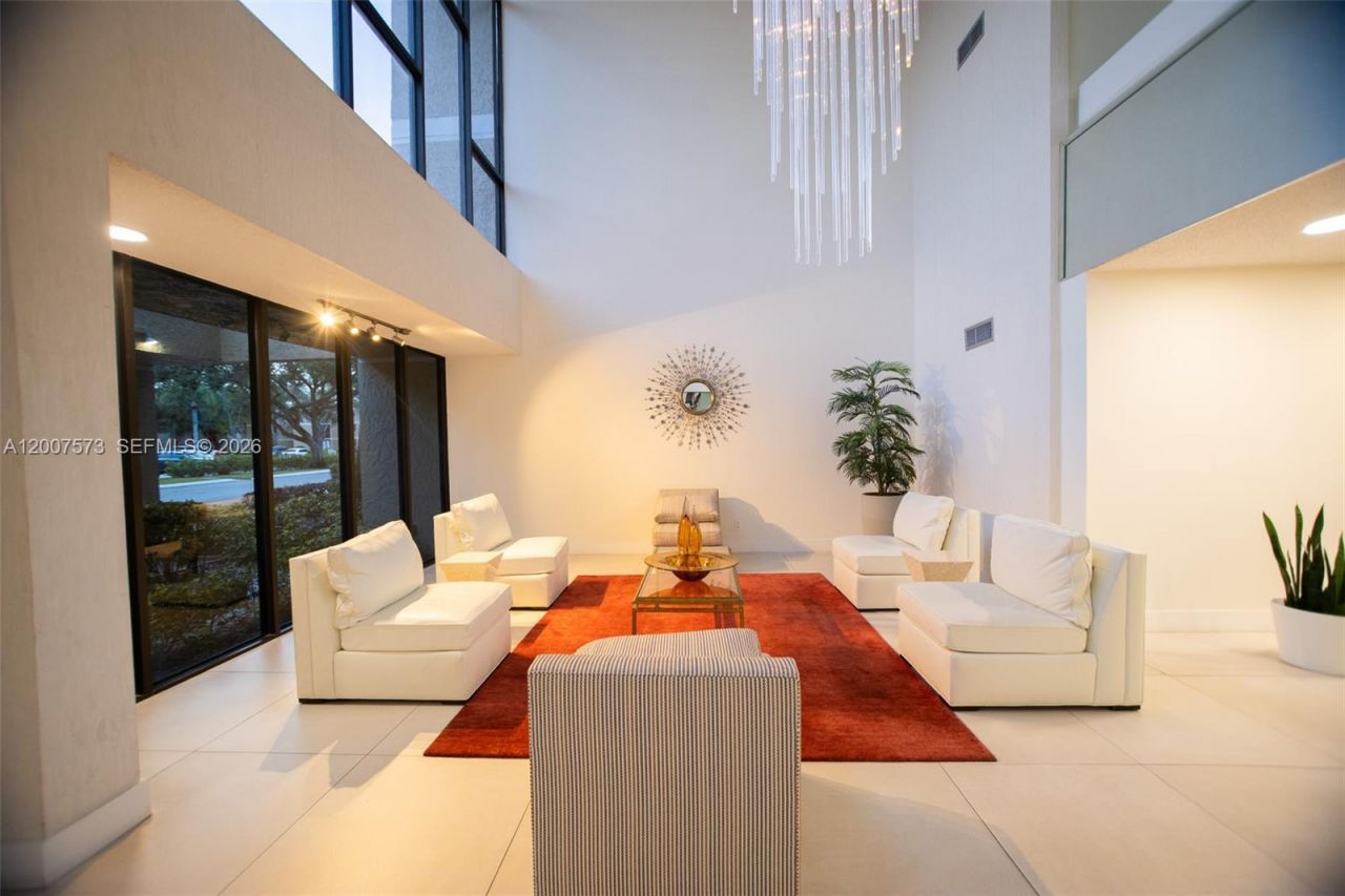 16100 Golf Club Rd , Unit 202, Weston, FL 33326 Photo