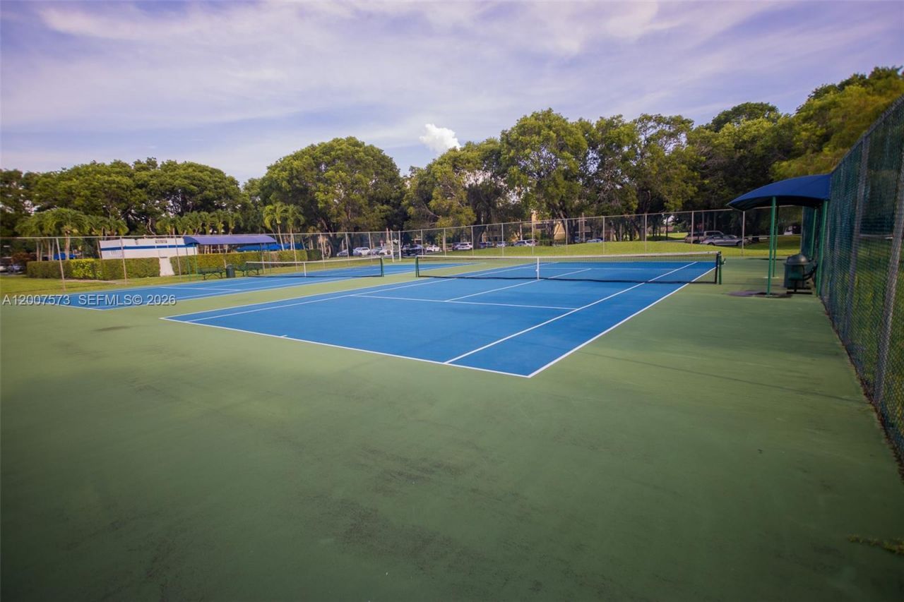 16100 Golf Club Rd , Unit 202, Weston, FL 33326 Photo