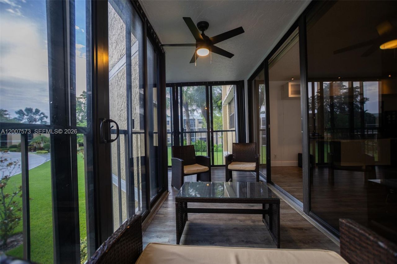 16100 Golf Club Rd , Unit 202, Weston, FL 33326 Photo