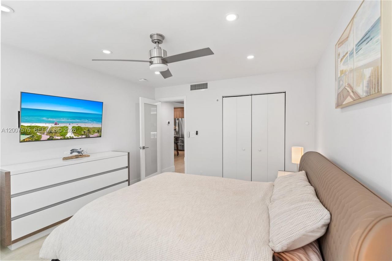 2030 S Ocean Dr , Unit 918, Hallandale Beach, FL 33009 Photo