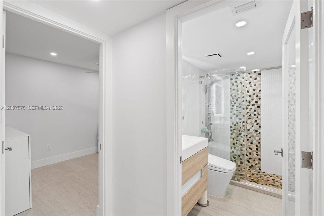 2030 S Ocean Dr , Unit 918, Hallandale Beach, FL 33009 Photo