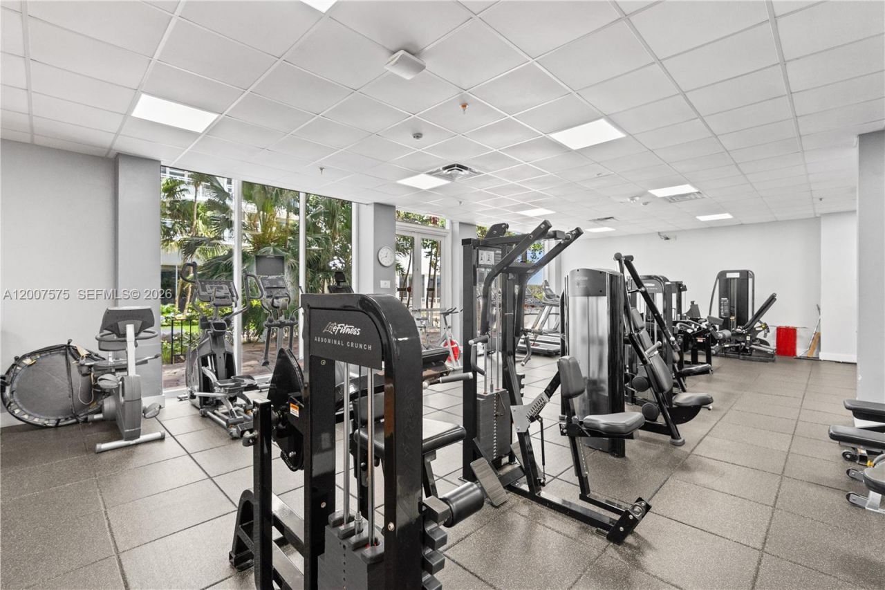 2030 S Ocean Dr , Unit 918, Hallandale Beach, FL 33009 Photo
