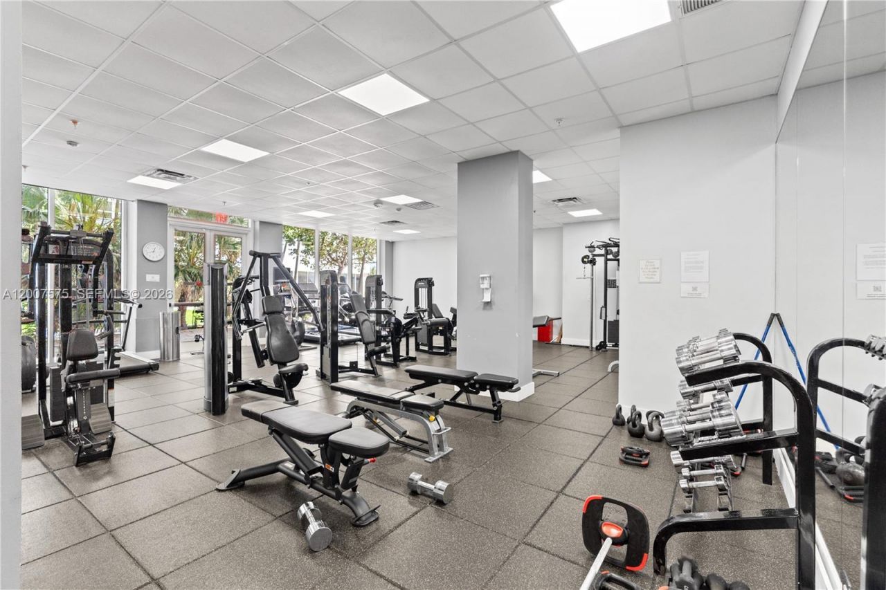 2030 S Ocean Dr , Unit 918, Hallandale Beach, FL 33009 Photo