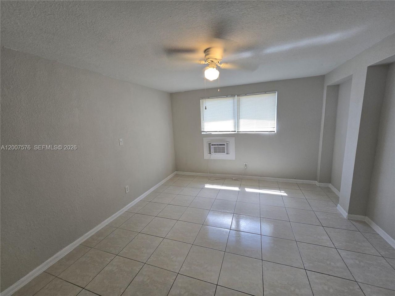 2348 NW 15th St , Fort Lauderdale, FL 33311 Photo