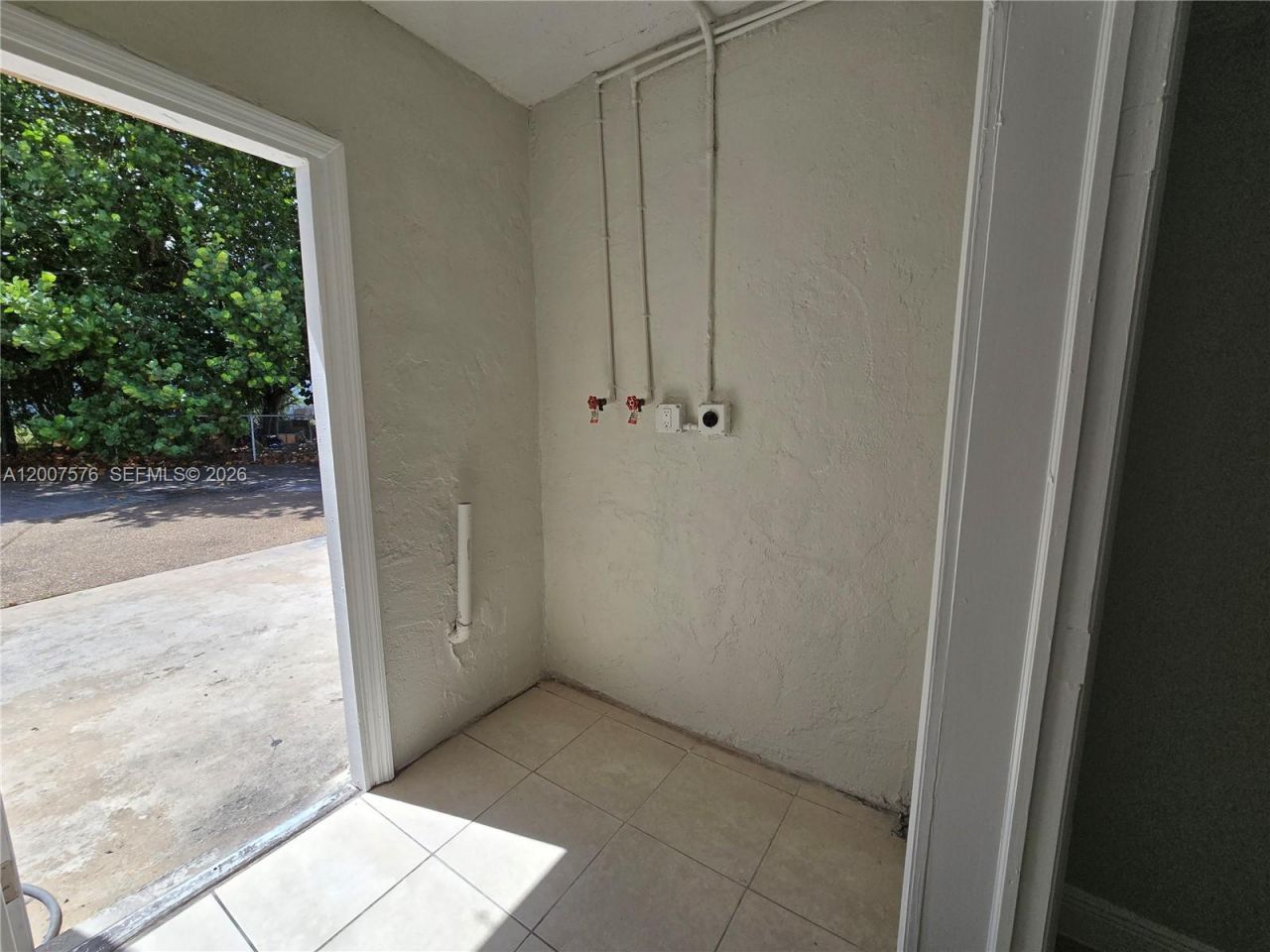 2348 NW 15th St , Fort Lauderdale, FL 33311 Photo